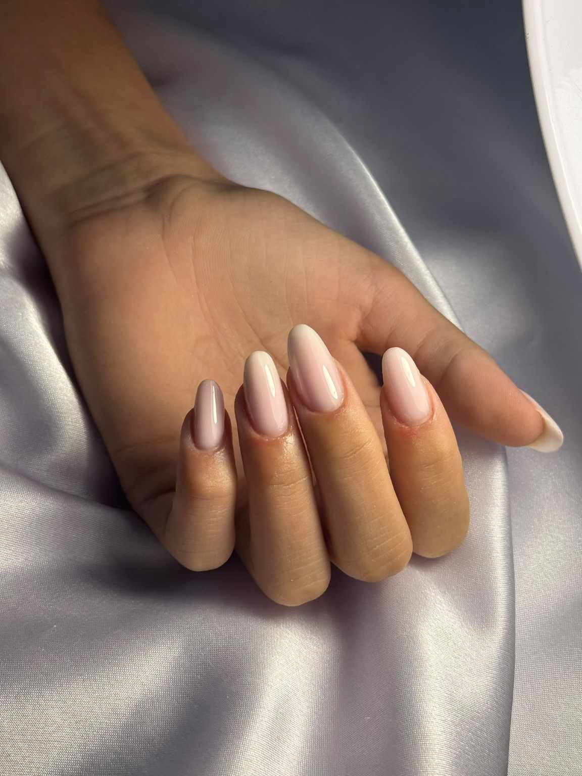 Nega noktiju u Kikindi — nnails.by.m